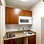 Hometowne Studios Houston - West Oaks/ Energy Corridor