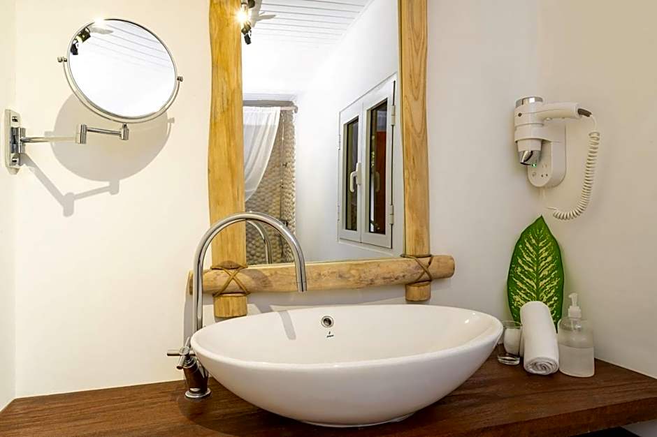 Bliss Hotel Praslin