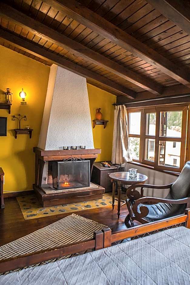 Oikoperiigitis Hotel