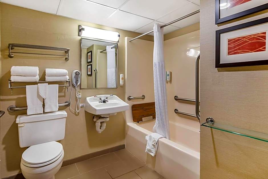 Comfort Inn Sedalia Station