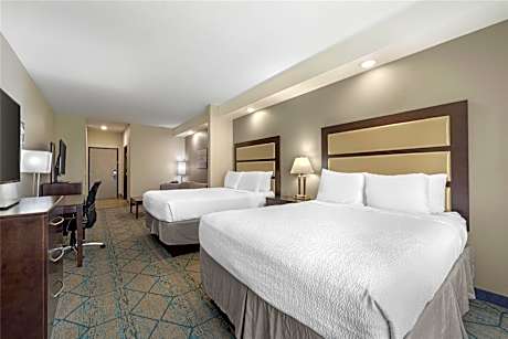 Queen Suite with Two Queen Beds and Sofa Bed