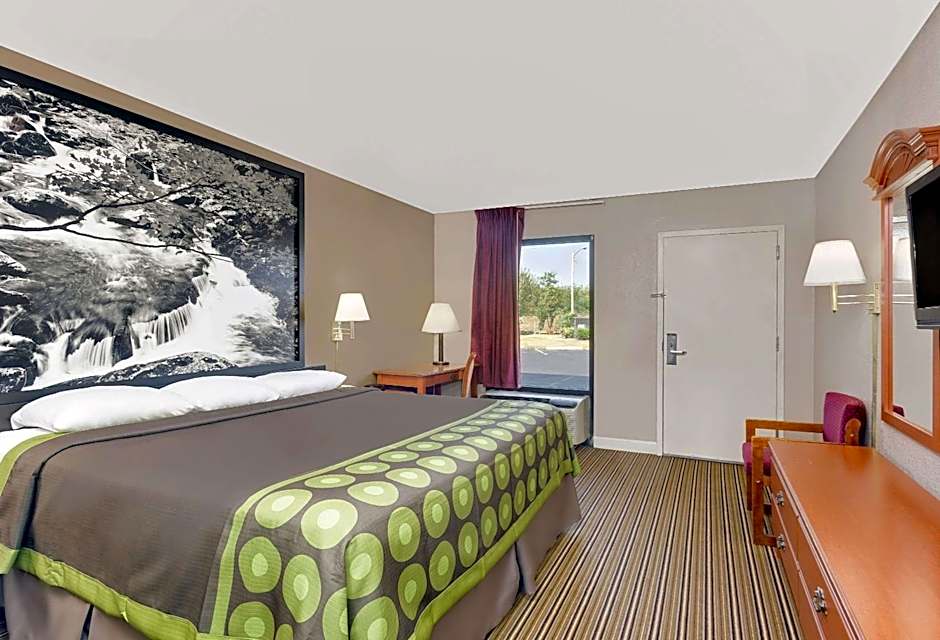 Super 8 by Wyndham Athens