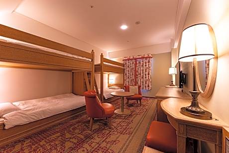 Quadruple Room - Non-Smoking