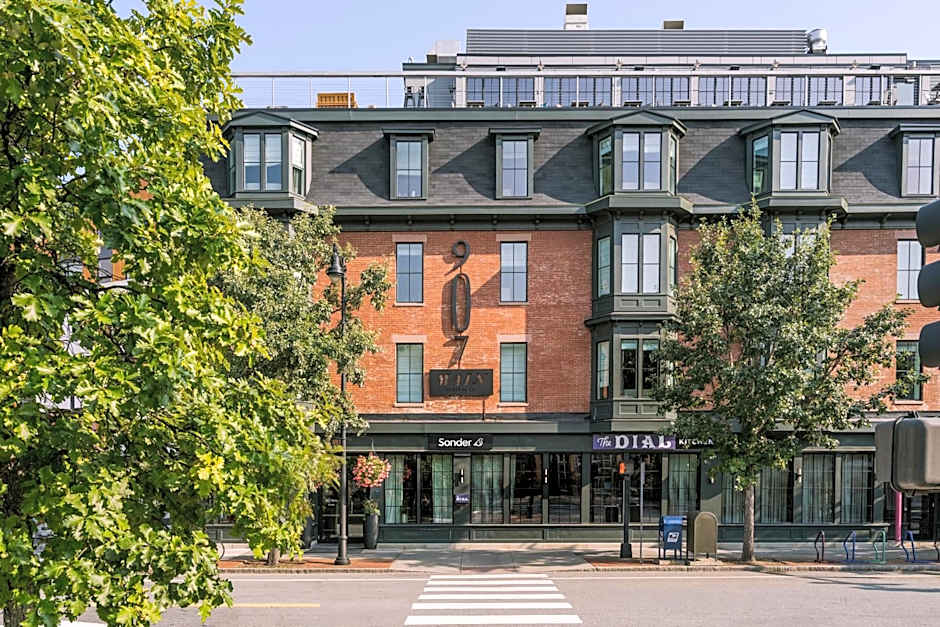 Sonder 907 Main