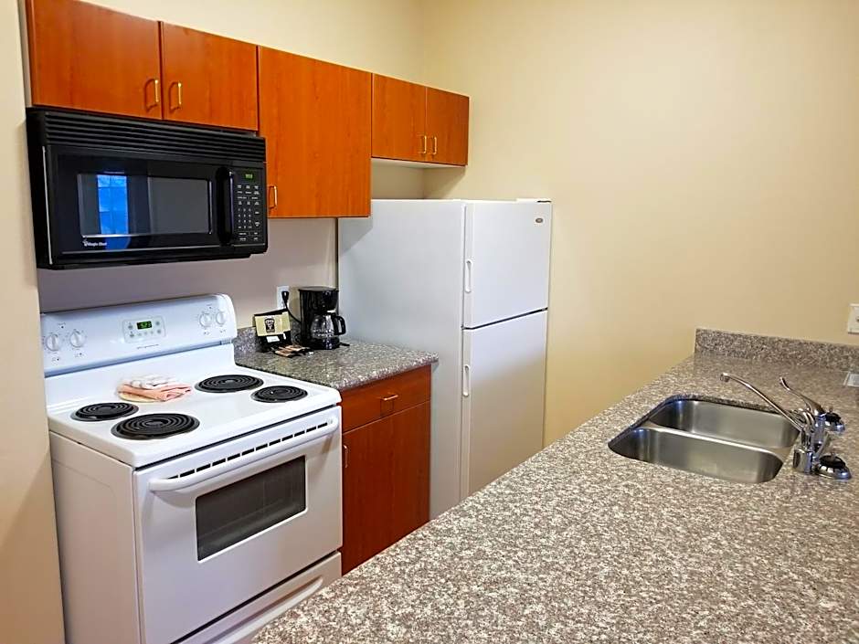 Grand View Inn & Suites