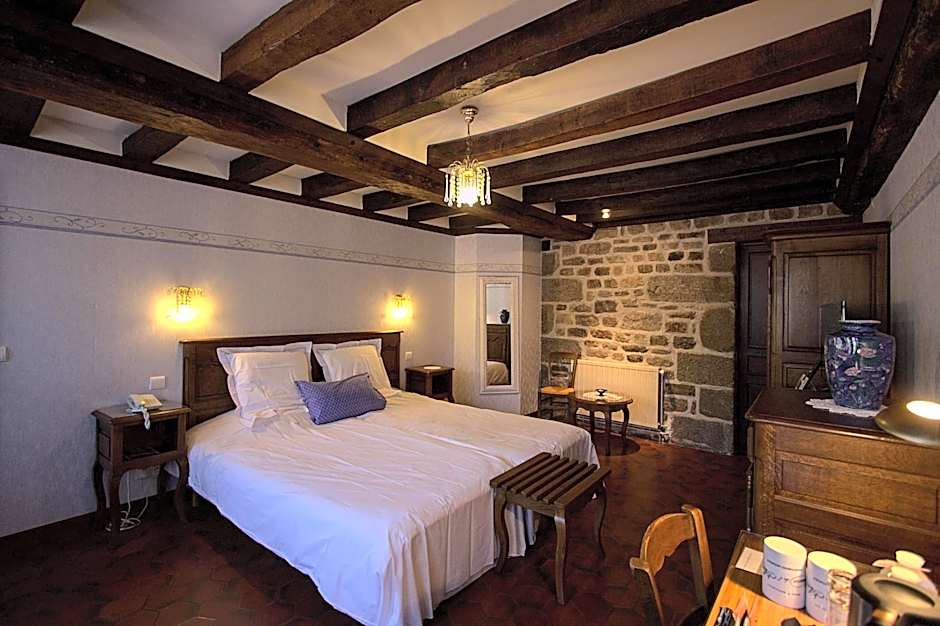 Logis Hôtel Restaurant Manoir De L'Acherie