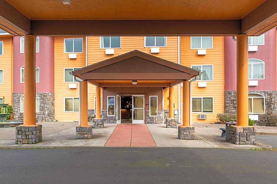 Palace Inn & Suites