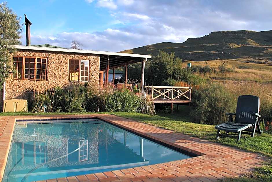 Sani Lodge & Cottages