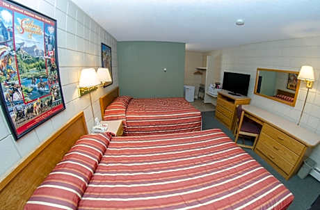 Double Room with Two Double Beds - Smoking