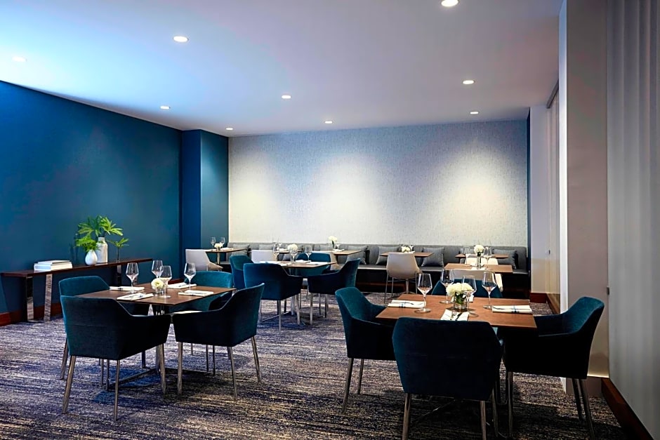 Long Island Marriott Hotel