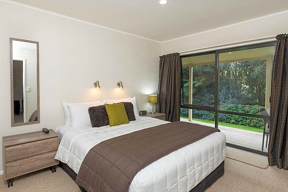 Photo 1 of 11 of Executive 1 Bedroom Apartment