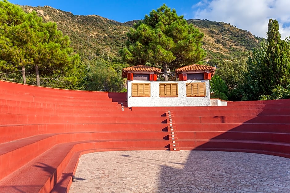 TH Gioiosa Marea – Capo Calava Village