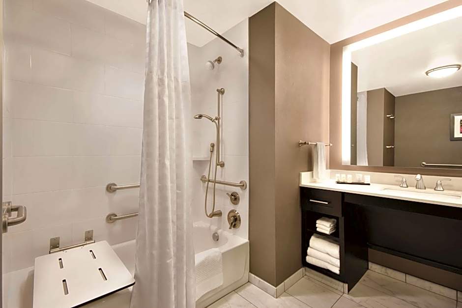 Embassy Suites by Hilton Tuscaloosa Alabama Downtown