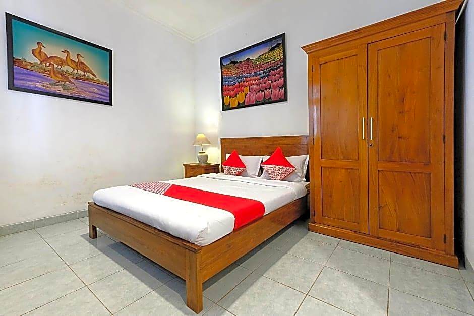 RedDoorz @ Griya Cemara Homestay Yogyakarta