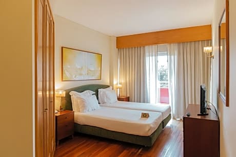 One Bedroom Apartment - Balcony