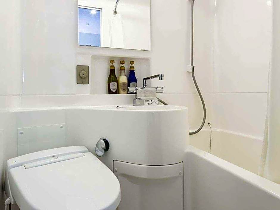 Hotel Mystays Shin Osaka Conference Center