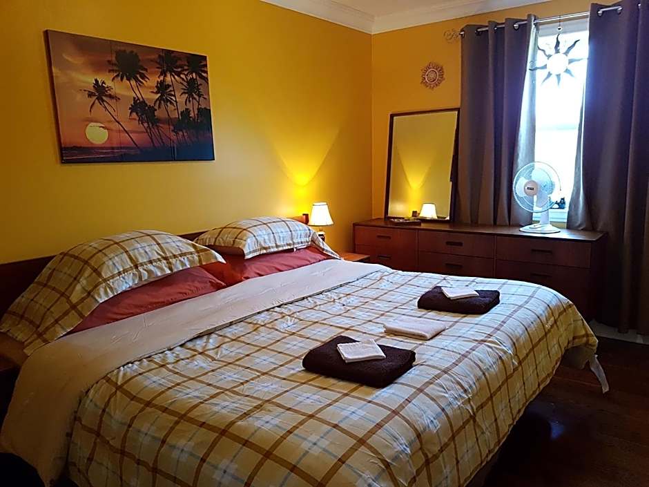 Gîte Le Trésor Caché Bed & Breakfast