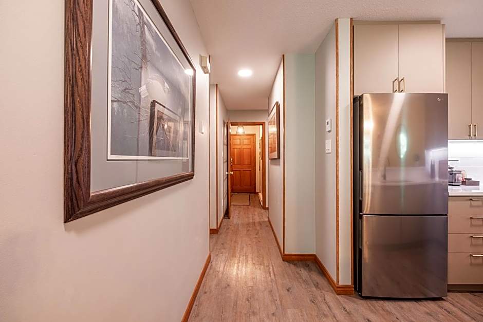 Arrowhead Point by Outpost Whistler