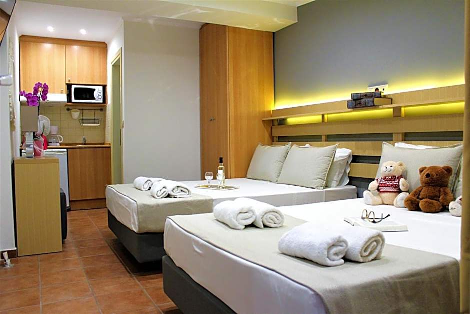 Ammos Beach Seaside Luxury Suites Hotel