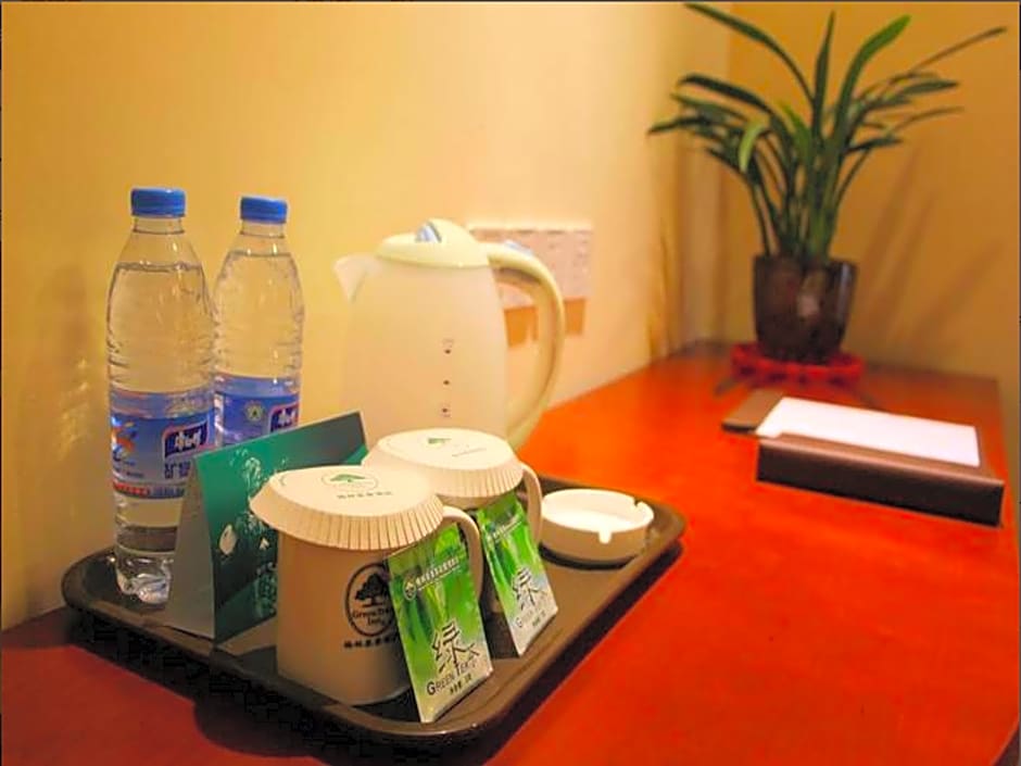 GreenTree Inn Zhenjiang Gaotie Wanda Square Express Hotel