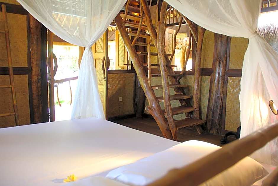 The Calmtree Bungalows
