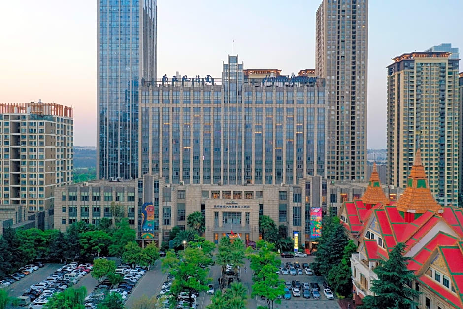 Howard Johnson Tropical Garden Plaza Kunming