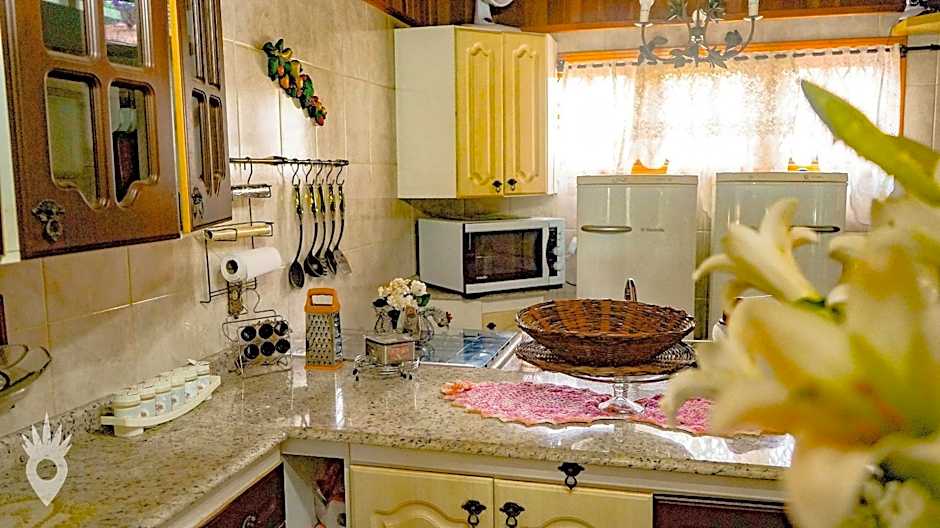 Casa Europeia com Lareira & Piscina em Indaiatuba
