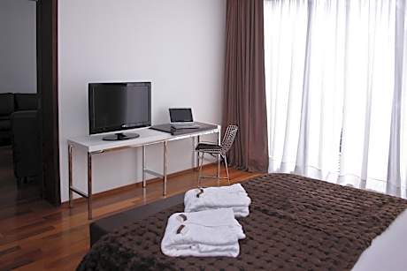 Standard Double or Twin Room with Garden View