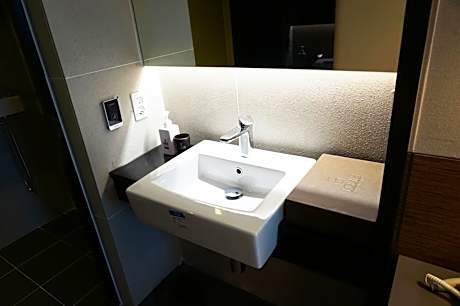 Double or Twin Room with Private Bathroom