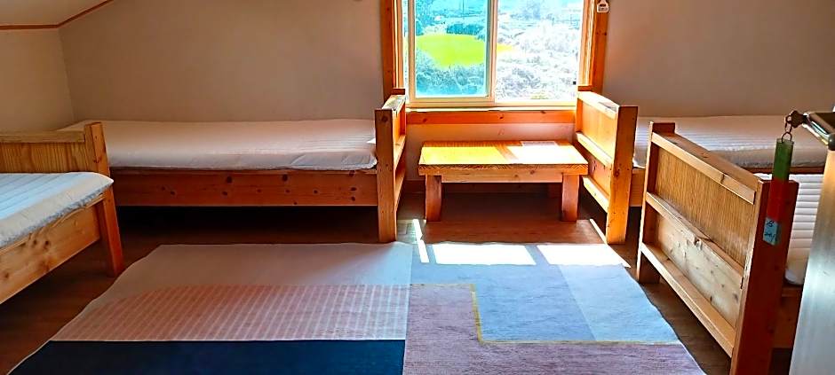 Suji Guesthouse