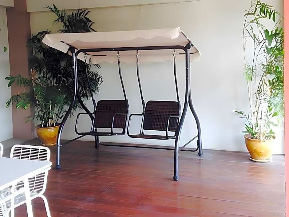 Burapha Bangsaen Garden Apartment