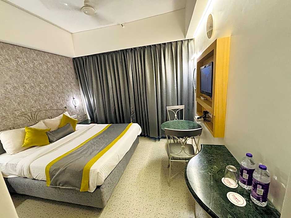 Hotel Gurukripa Daman