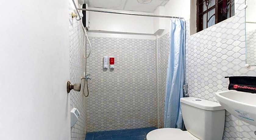 RedDoorz @ Picas Sagkahan Tacloban