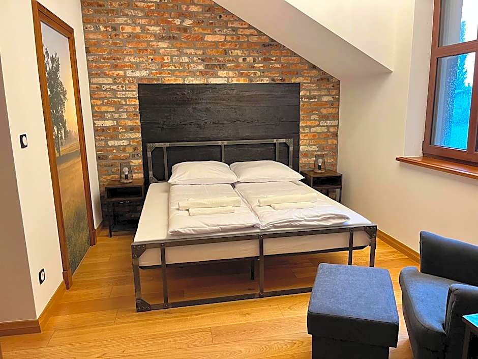 Kompleks DWÓR GOGOLEWO