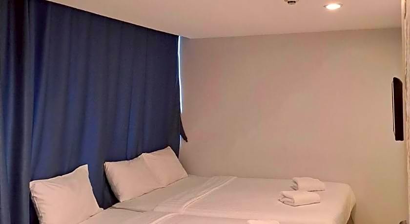 Nantra Ploenchit Hotel