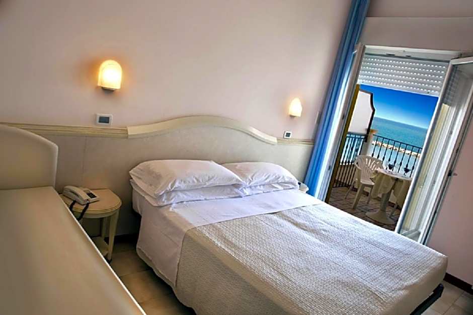 Hotel Zeus