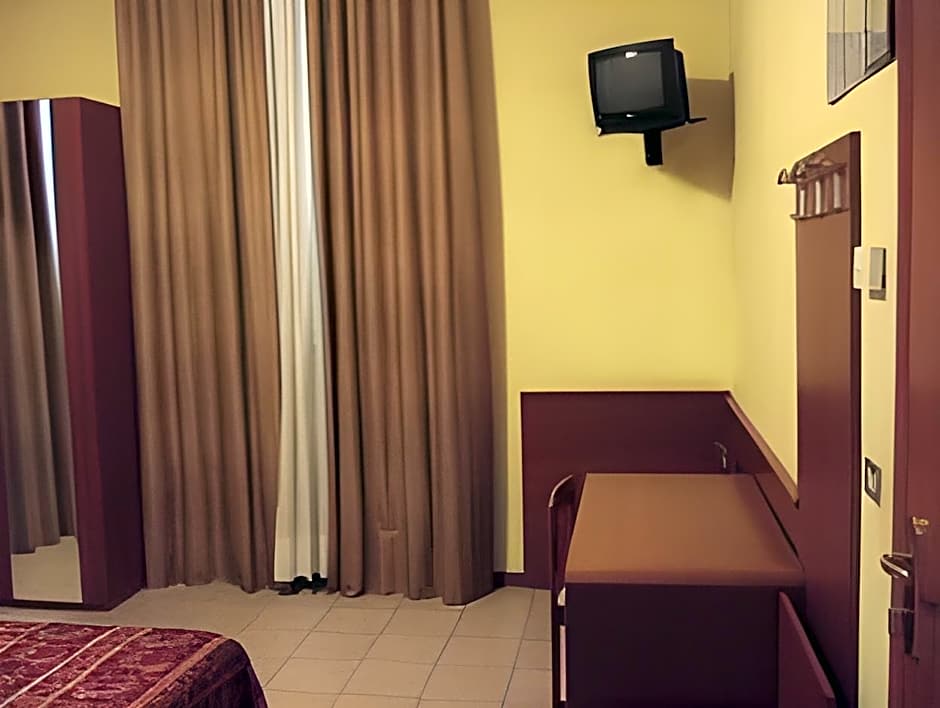 Hotel Innocenti