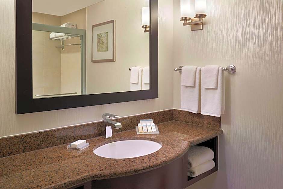 Hilton Garden Inn Toronto Airport West - Mississauga