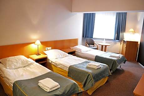 Triple Room with Private Bathroom