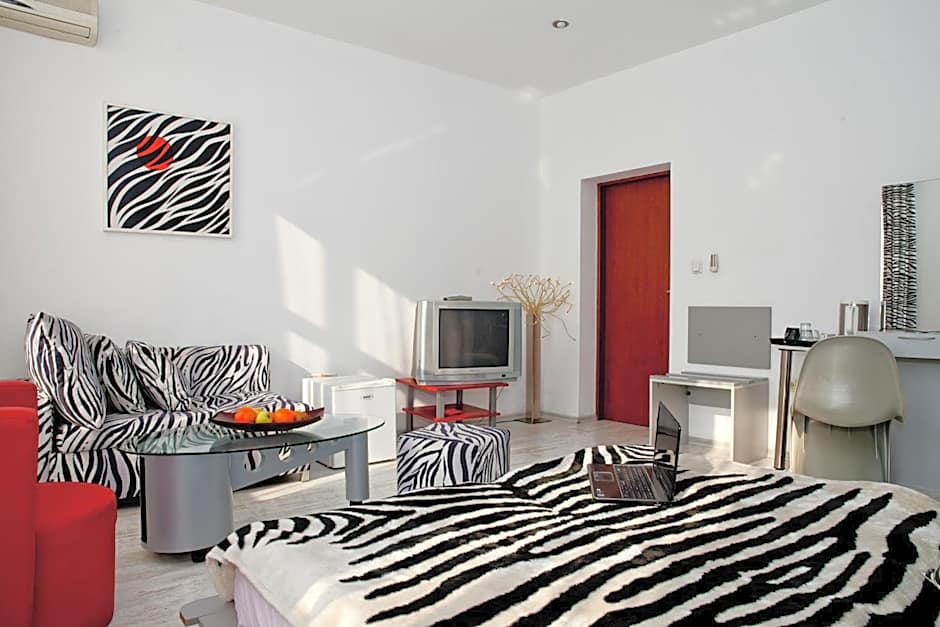Scotty's Boutique Hotel