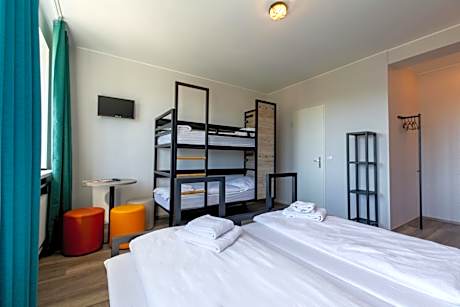 Bed in 4-Bed Dormitory Room