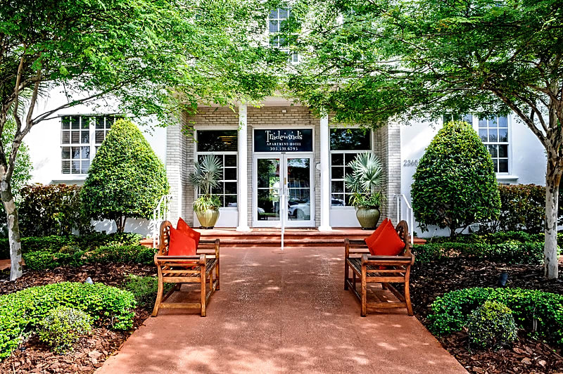 Tradewinds Apartment Hotel
