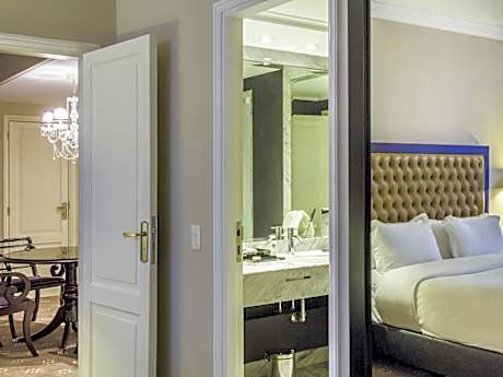 Prestige Queen Suite
