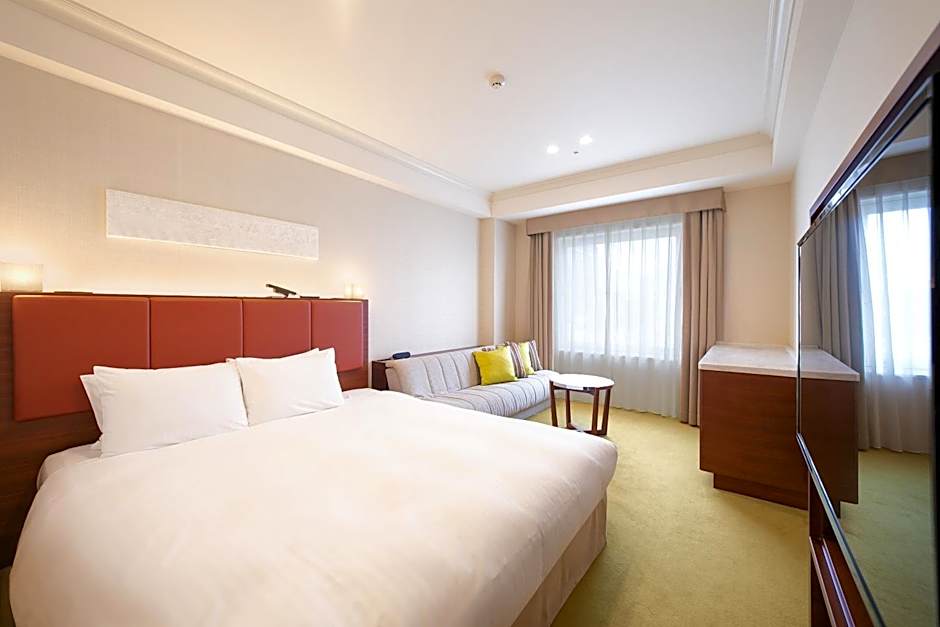 Photo 1 of 1 of Superior 1 King Bed