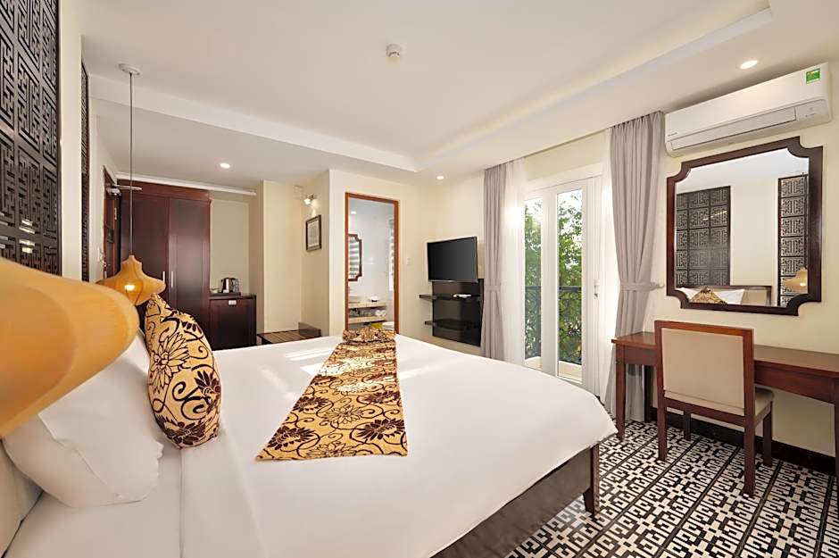 Hoi An Canal House Riverside by Haviland