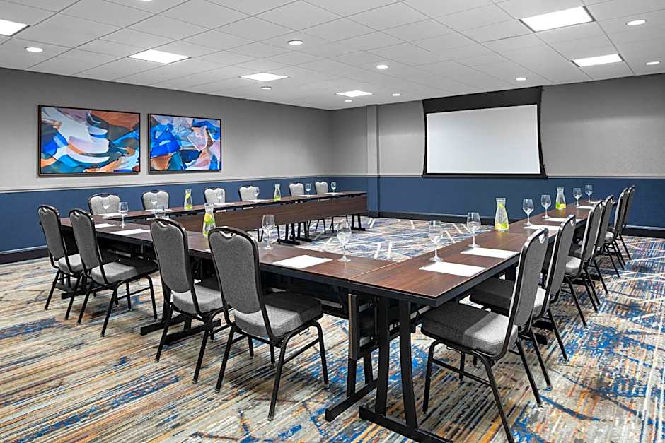 The Alloy King of Prussia - a DoubleTree by Hilton