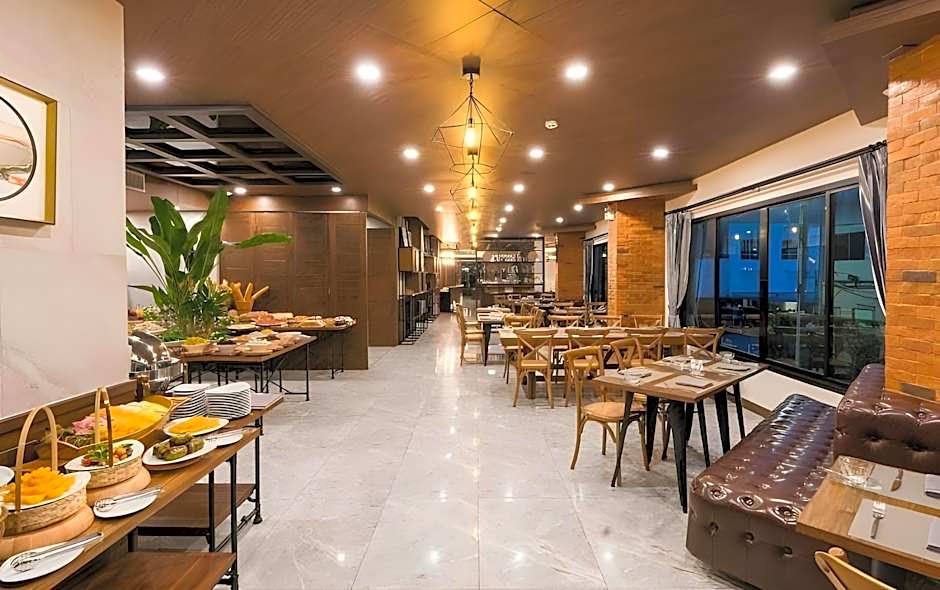 Acqua Hotel (SHA Plus)