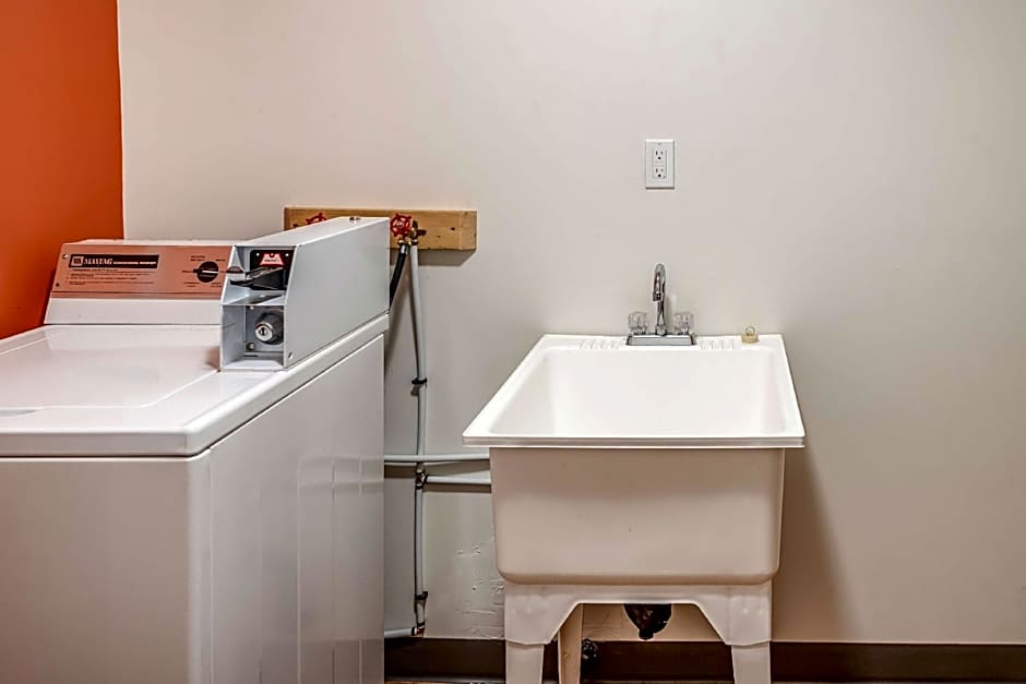 Motel 6-Fort Nelson, BC