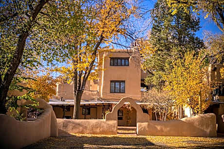 Sagebrush Inn & Suites