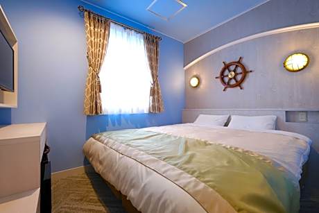 Standard Queen Room (Reseration needed for Parking)